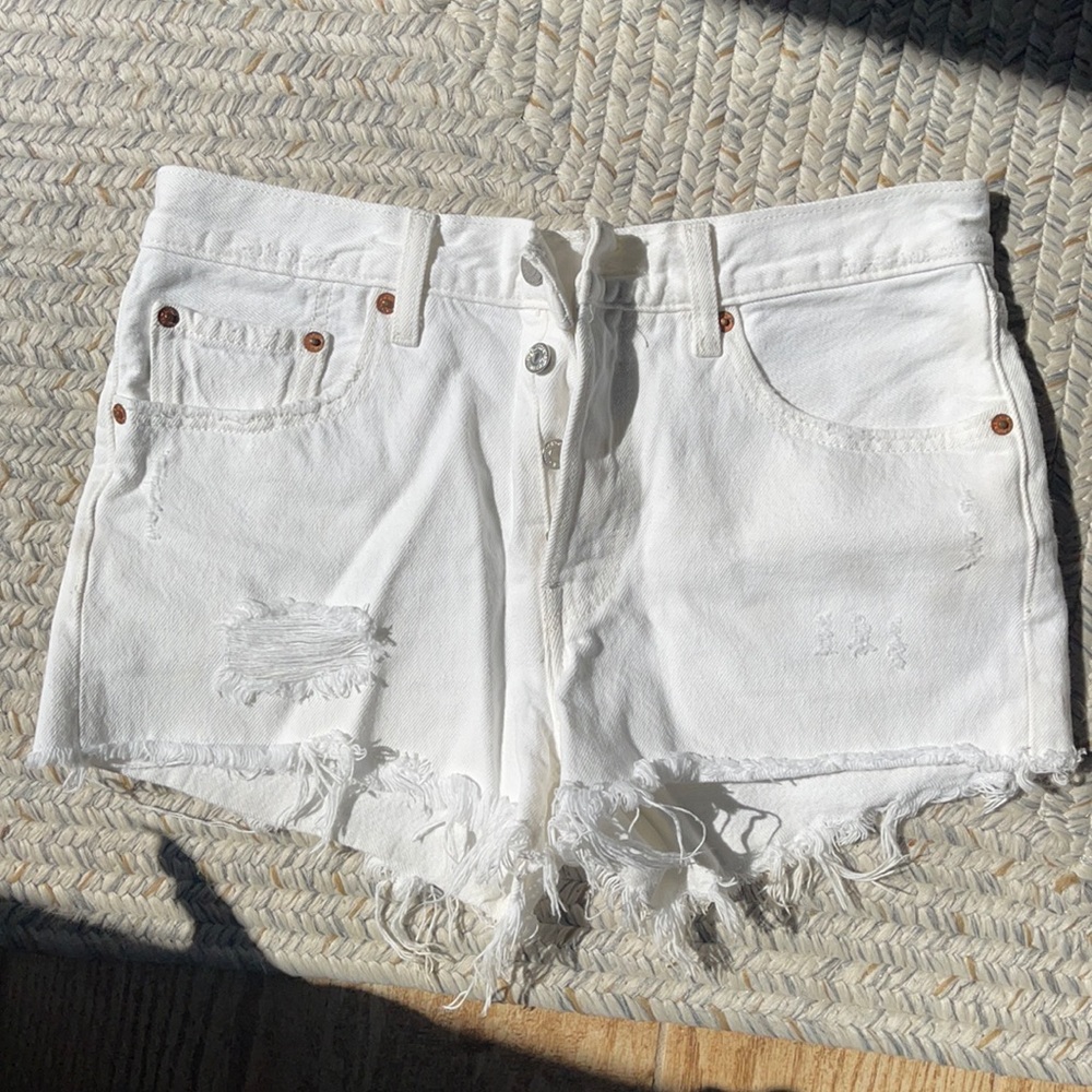 Levi’s White Denim Shorts